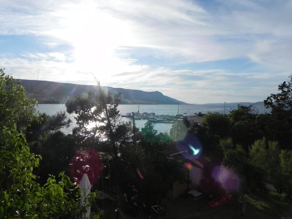 Apartments Riva Паг Экстерьер фото